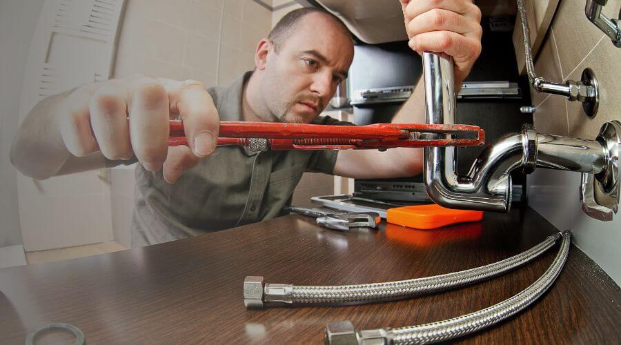 Professional septic pumping service in Stockland, IL